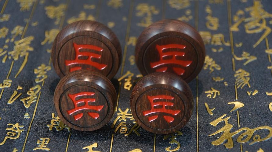 Thăm khám, cấp phát thuốc miễn phí, tặng quà người dân Ba Chúc -0